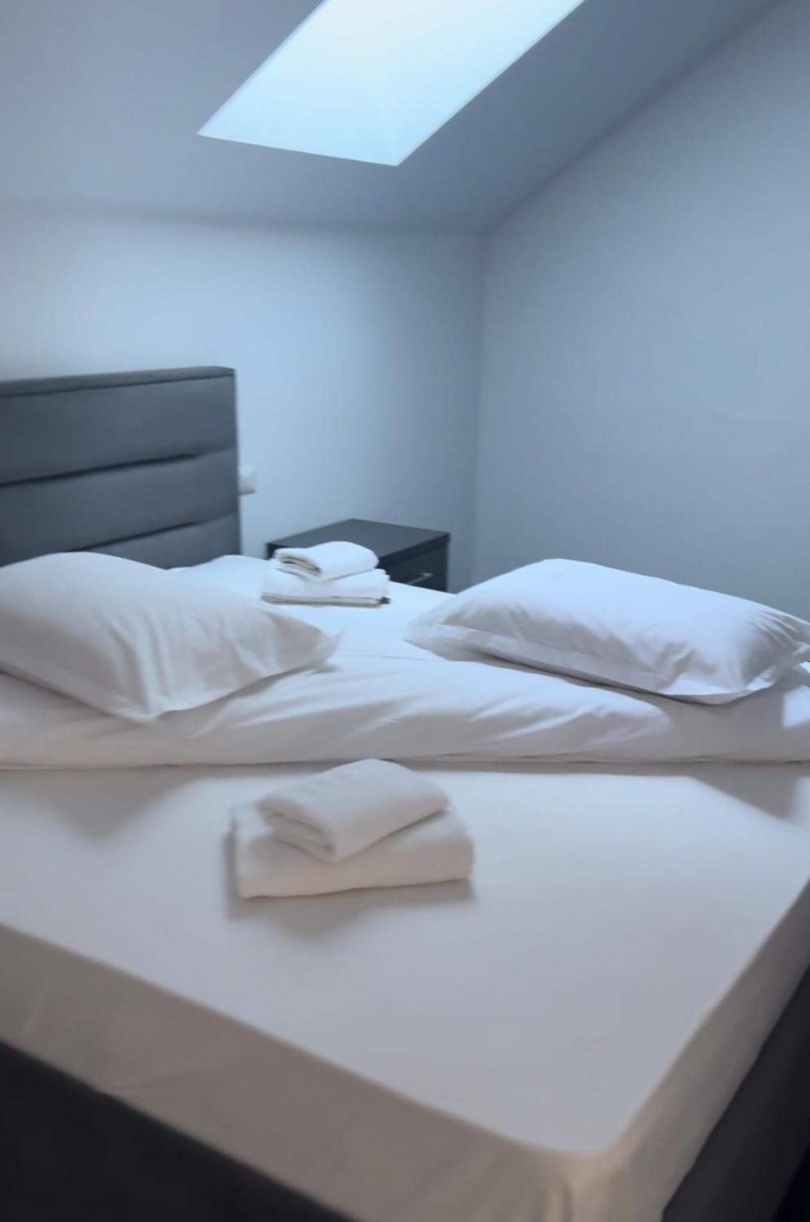 Farm stay Pastravaria Ursu *