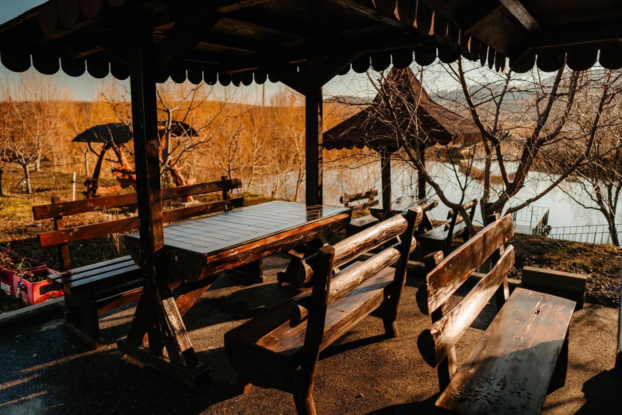 Farm stay Pastravaria Ursu Vinatori-Neamt