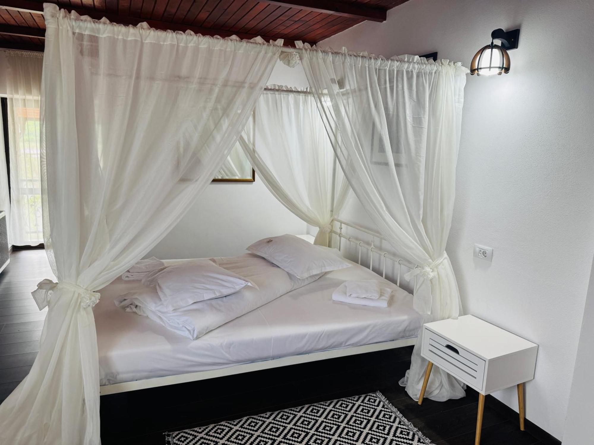 Farm stay Pastravaria Ursu Vinatori-Neamt