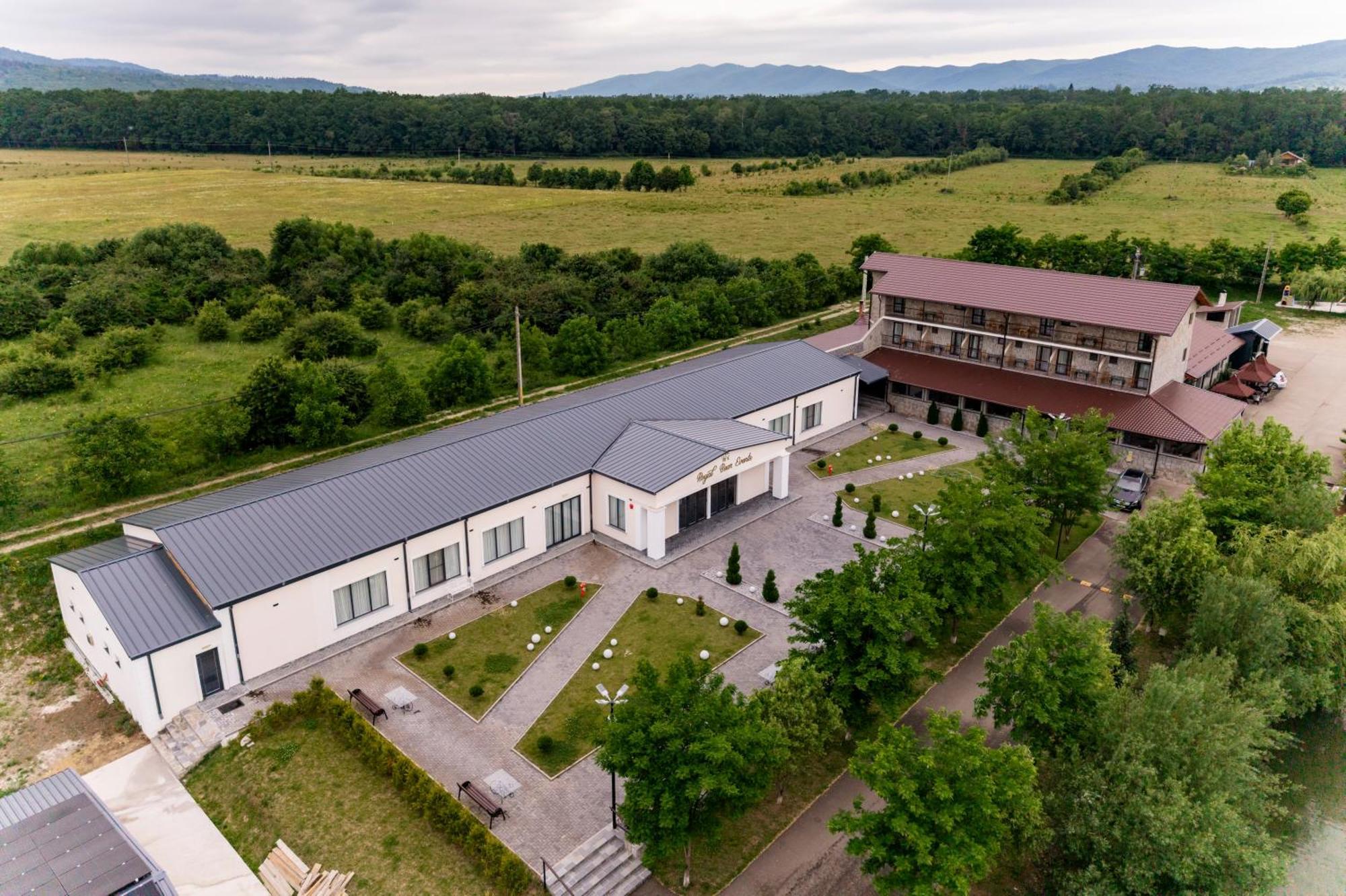 Pastravaria Ursu * Vînători-Neamţ